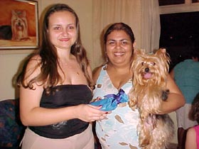 Tutty Junior com sua mãe e Dra. Carolina